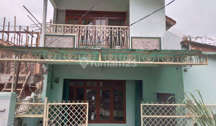 Disewakan Rumah 2 Lantai Dekat Cigadung Dago Kota Bandung 1