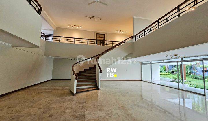 Rumah Besar Baru Renovasi Lokasi Dikomplek Elite Widya Chandra 2