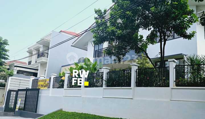 Rumah Gaya Scandinavian Lingkungan asri-Duta Permai, Pondok Indah Rumah Gaya Scandinavian Lingkungan asri-Duta Permai, Pondok Indah