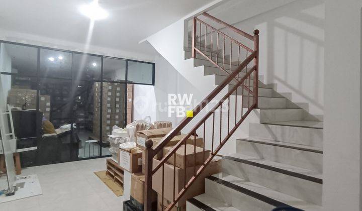 Pondok Indah Arteri Ruko 3lt Strategis Dekat Pim Siap Pakai  4
