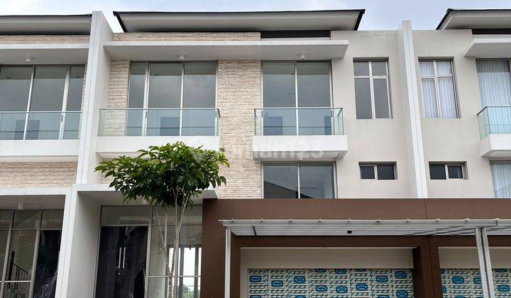 Disewakan Rumah Pik2 Uk 10x25 Kt 4+1 View Danau Unit Jarang Ada 2