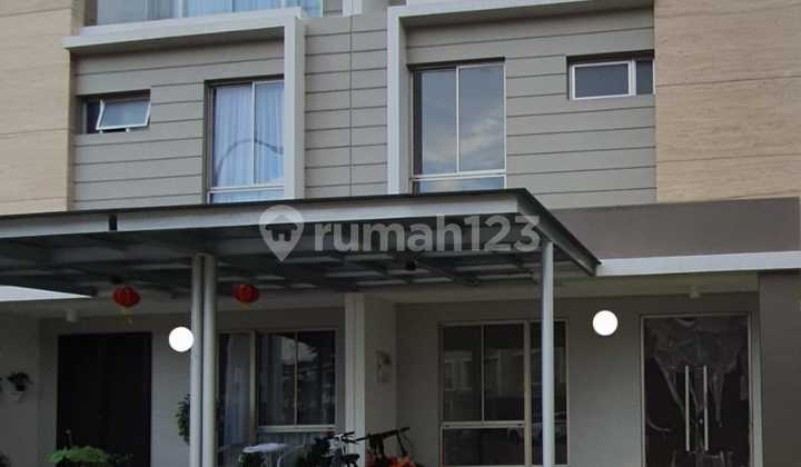 For Sale Golf Island House 6x12.5, Alpen Hoek 3 Floors Land Size 9x12.5