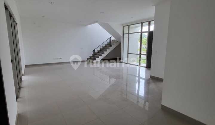 For Sale House in PIK 2 Size 10x18 Rare Unit Luxury Cluster 2