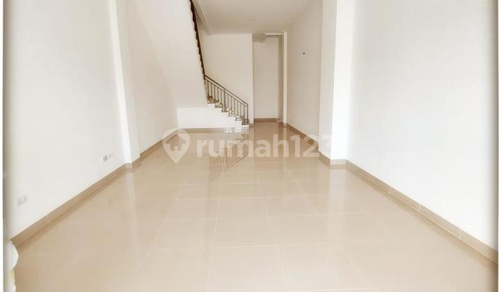 For Rent: Ruko La Rivera PIK 2, Size 4.5x12, 2 Fronts, Corner Unit 2