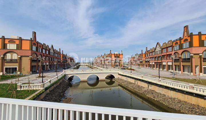 For Sale La Riviera Pik2 Lake View Shop House 2 Doors Very Rare Unit