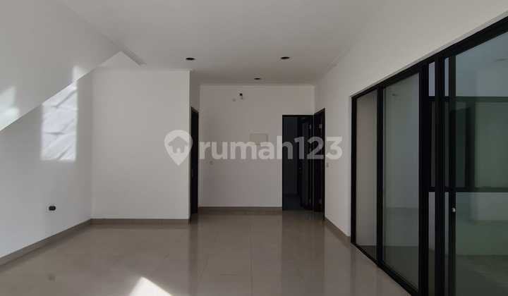 Disewakan Rumah Pik 2 Uk 8x15 Clust Denver Harga Murah 2