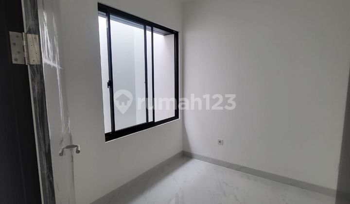 DISEWAKAN RUMAH GOLF ISLAND 5x15 Brand new 3 lantai harga murah 2