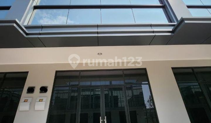 For Rent: Osaka Shop House PIK 2 Garden 4.5x15 Cheap Price