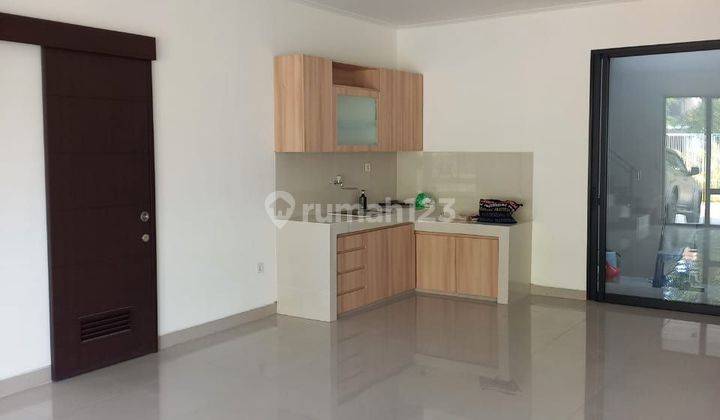 DISEWAKAN RUMAH MILENIAL PIK 2 Uk 6x15 ada ac dan kitchen set 1