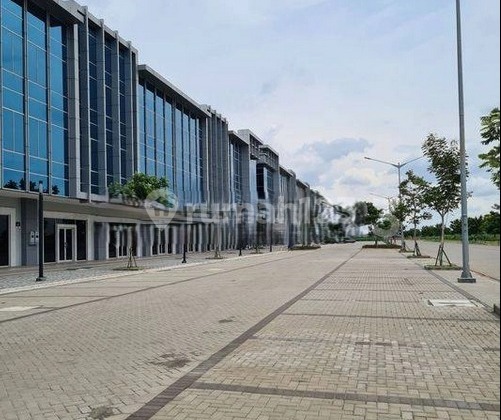 For Rent: Soho Wallstreet PIK2 Shop House, Size 8x18, 3 Floors, Strategic Location 2