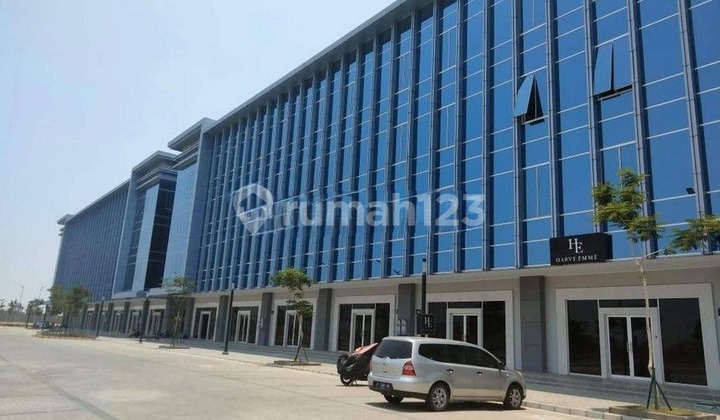 For Rent: Soho Wallstreet PIK2 Shop House, Size 8x18, 3 Floors, Strategic Location