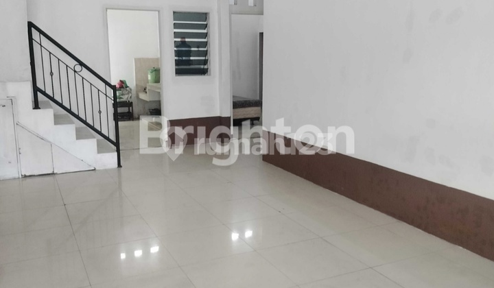 Connected Shophouse In The Center Of Crowds - Captain Muslim - Medan 2