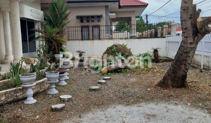 Rumah Villa 2 Tingkat 2