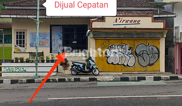 Rumah Usaha Di Jalur Utama Kota Salatiga Dijual 