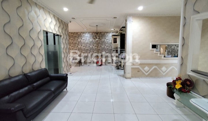 Rumah Idaman Di Pusat Kota Medan ( Komplek Emerald Garden)  2