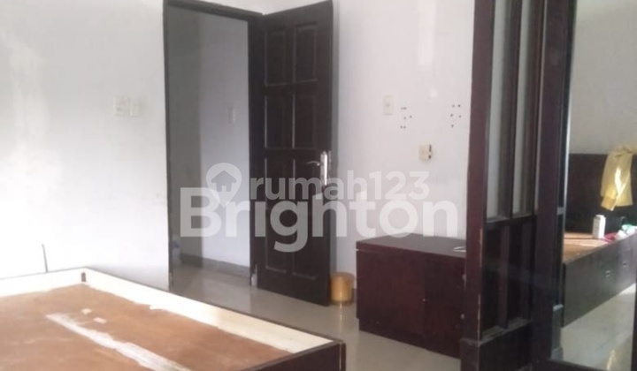 Town Hause Komplek Legian Helvetia Tengah - Medan