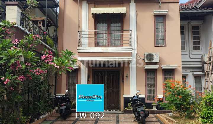 Dijual Murah Rumah Mewah di Legenda Wisata Cibubur