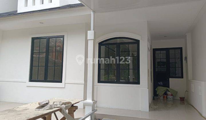 Dijual Rumah Minimalis Full Renov, Cluster Depan, Kota Wisata 2