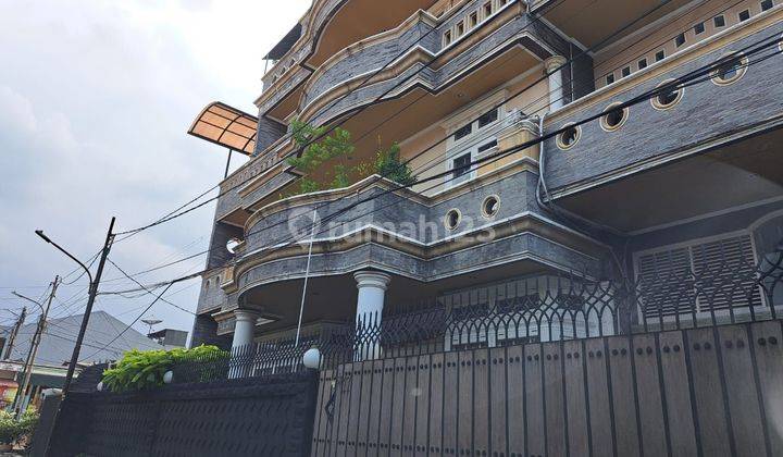 Dijual murah sekali rumah di taman aries jkt barat 2