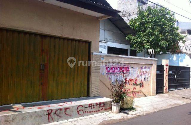 Rumah 4 Lantai di Kemayoran Cocok Konveksi, Percetakan, Catering Dan Gudang Gudang 1