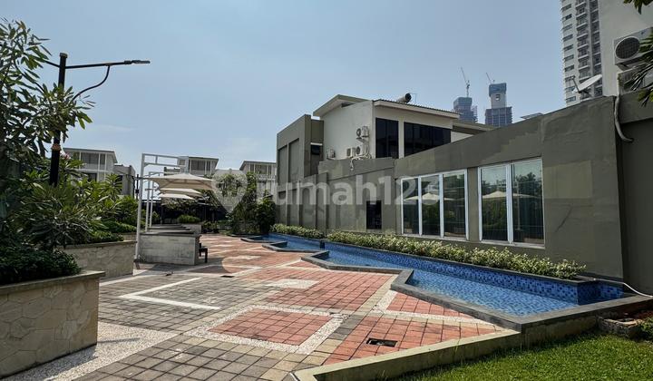 Rumah 2 lantai di Thamrin City 2