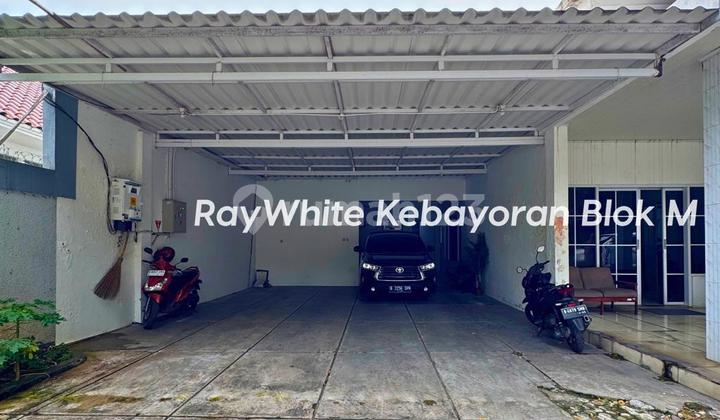 Rumah di area Kemang Dalam 2