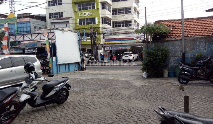 Ruko Pinggir Jalan, Lokasi Strategis 2