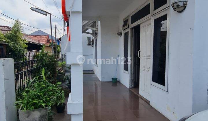 Rumah 2 Lantai Bagus SHM di Jl. Melati Pjmi, Tangerang Selatan 1