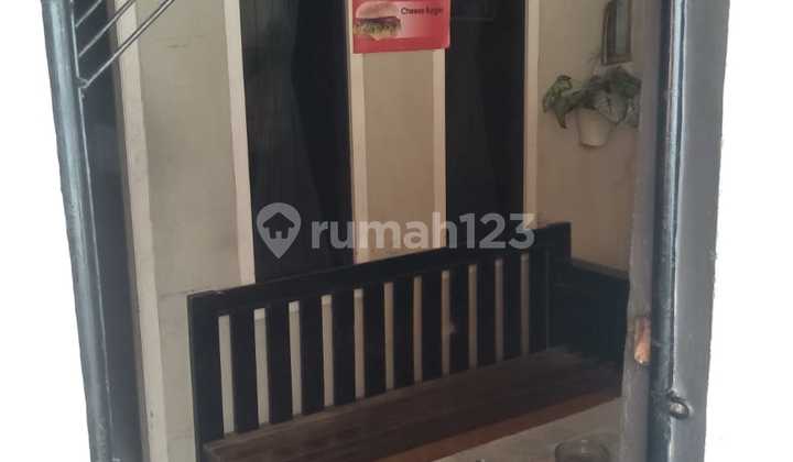 House For Quick Sale Semi Furnished SHM Kramat, Senen Central Jakarta House For Quick Sale Semi Furnished SHM Kramat, Senen Central Jakarta