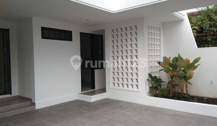 Good House Semi Furnished SHM Cinere, Depok