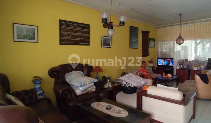 Rumah Bagus Furnished SHM Bintaro, Jakarta Selatan 2