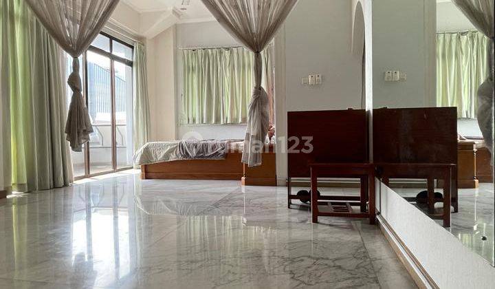 Apartment Penthouse 2 Lantai dekat Pondok Indah 2