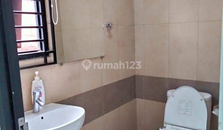 Ruko Bagus di Mega Kuningan. Jakarta Selatan 7