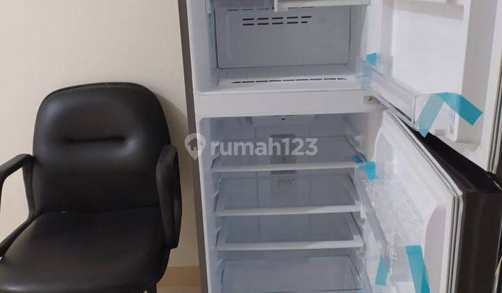 Dijual Apartemen 2 BR Semi Furnish Springlake Summarecon Bekasi 5