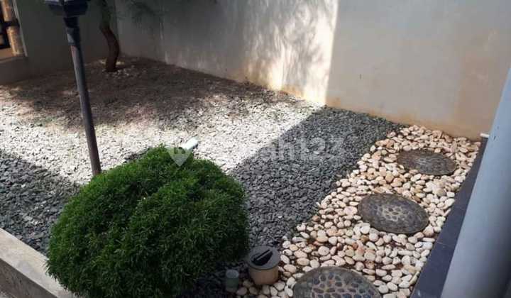 Di Jual Rumah Bagus Over Kredit di Di Jl. Transyogi Cileungsi 5