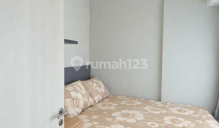 2BR Apartment Fully Furnished with Springlake View at Summarecon Bekasi 2