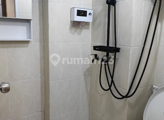 Apartemen Studio Full Furnish Cantik di Springlake Summarecon Bekasi 2