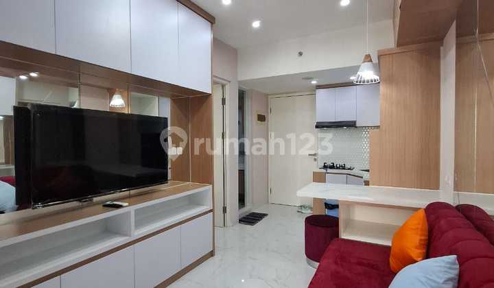2-Bedroom Apartment Fully Furnished Lux The Springlake Summarecon Bekasi 2-Bedroom Apartment Fully Furnished Lux The Springlake Summarecon Bekasi