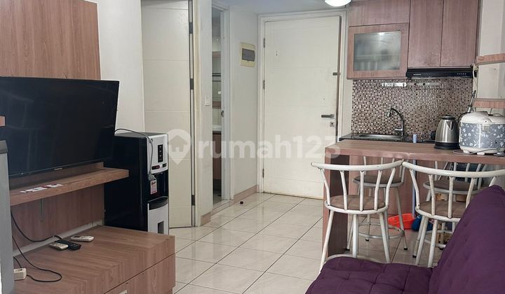 2-Bedroom Fully Furnished Apartment at The Springlake Summarecon Bekasi