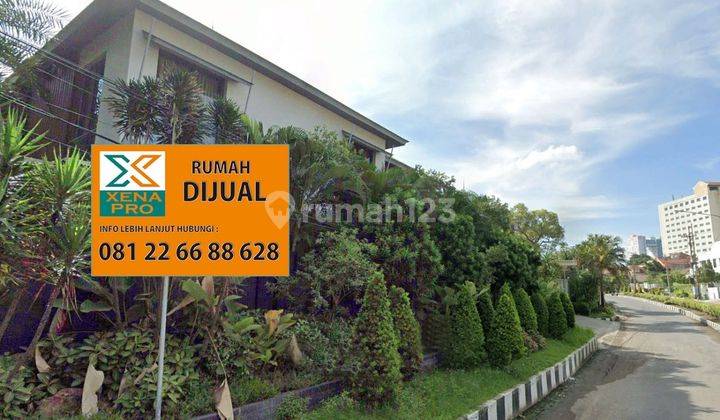 Rumah Mewah 2 Lantai Posisi Hook Di Surabaya Barat 1