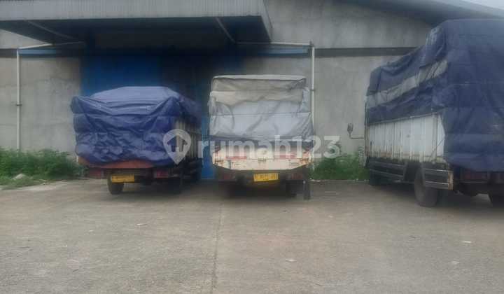 For sale. Warehouse on Jalan Raya Industri Cikarang. For sale. Warehouse on Jalan Raya Industri Cikarang.