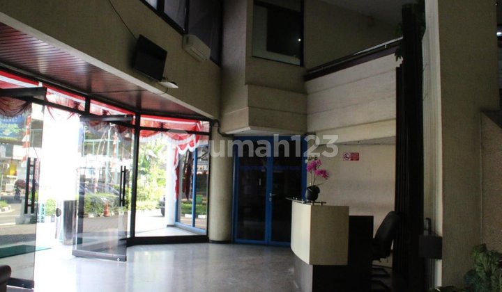 Gedung 4 LT di Lokasi Strategis Siap Pakai di Daerah Kelapa Gading Jakarta Utara Gedung 4 LT di Lokasi Strategis Siap Pakai di Daerah Kelapa Gading Jakarta Utara