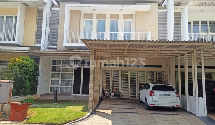 A Pleasant Ready-to-Occupy House in Grand Orchad Kelapa Gading