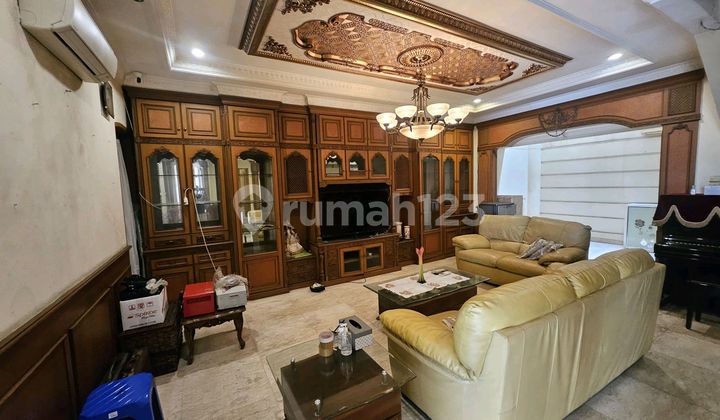 Rumah Siap Huni di Janur Elok Lingkungan Asri di Kelapa Gading