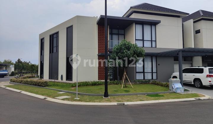 For Sale Two-Story Hook House Summarecon Bandung