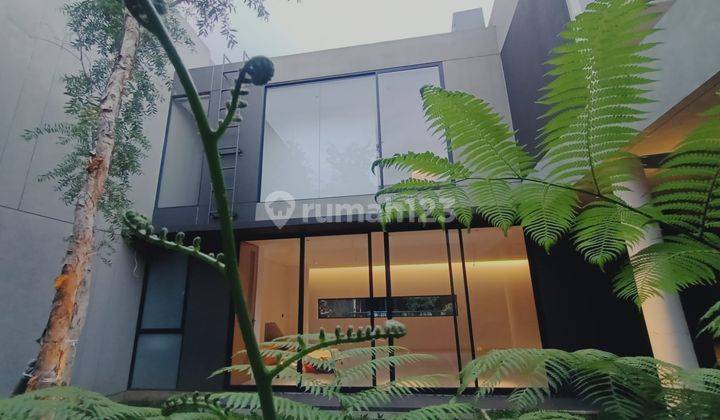 Rumah Baru 2 Lantai Modern Tropical Arsiter Ternama 2