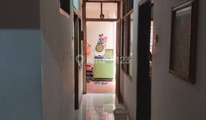 RUMAH CLASSIC DI JL KEJAKSAAN BANDUNG 2