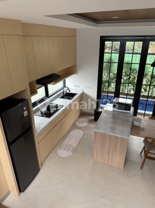 Villa Tropicana 4 Bedrooms Kota Baru Parahyangan 2