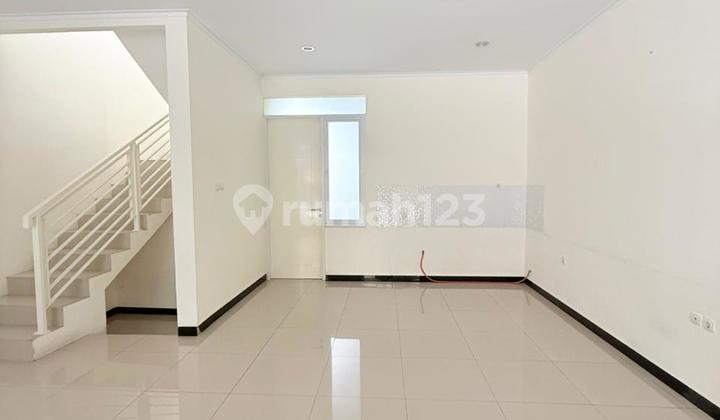 Two-Story House Near Toll Access Taman Kopo Indah Bandung 2