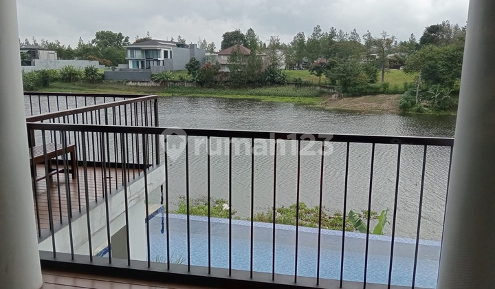 Jarang Ada Rumah Mewah View Danau Kota Baru Parahyangan 2